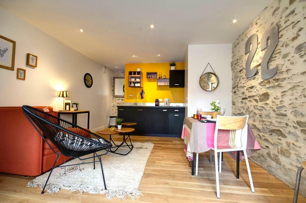 Le 22 Grand Rue Villa Reze Exterior photo